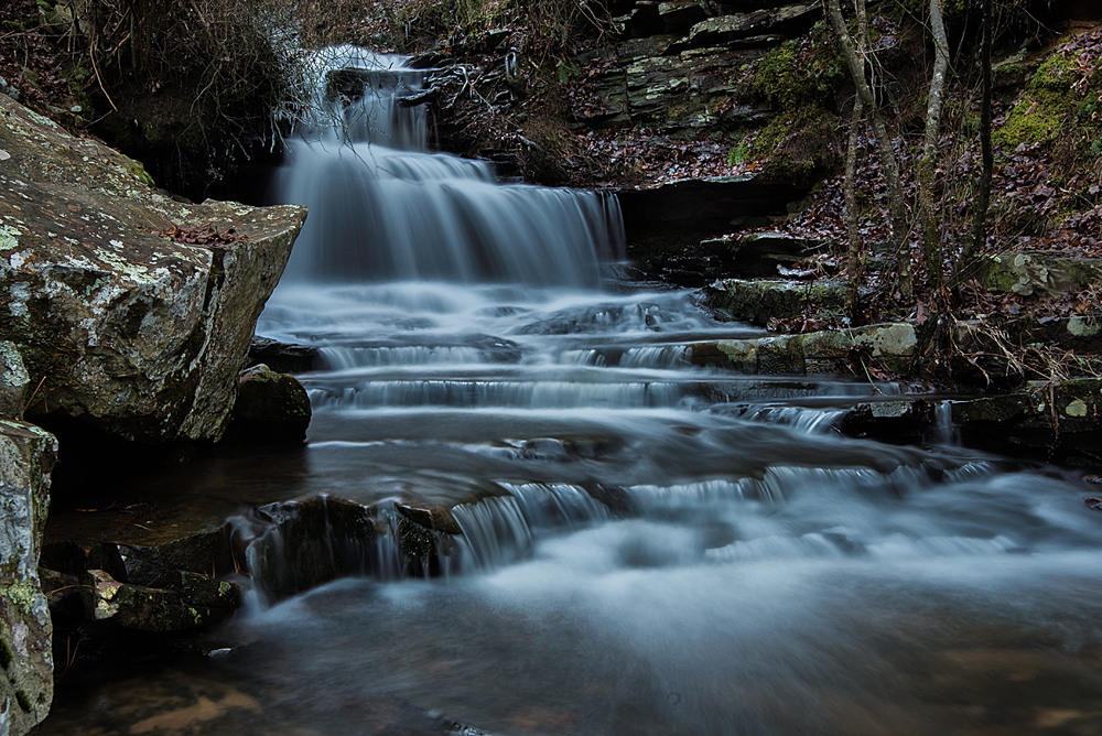 IMAGE: http://www.bswartz.net/nikon/D610/pioneercabinwaterfall.jpg